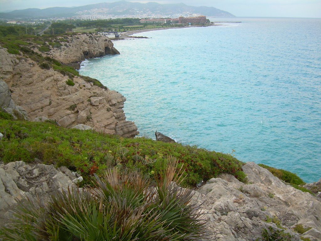 Playa Les Coves, Sitges