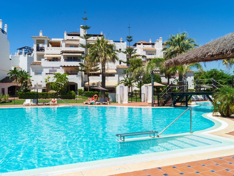 Playa La Adelfa, Marbella